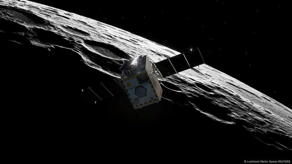 reaktor nuklir di Bulan
